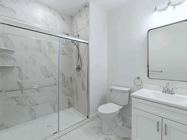 109 N 7th St #1 — Photo 10