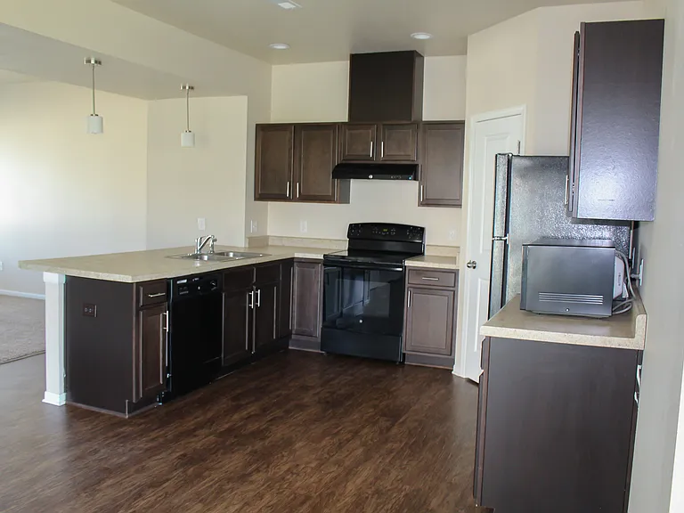 505 Bellflower Dr #505 — Photo 6