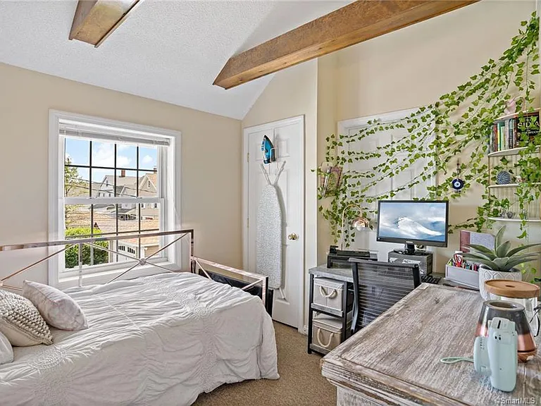 210 Broadway #210 — Photo 26