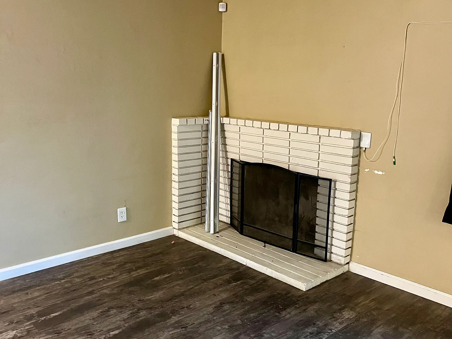 3 bed, 1069 sqft, $2,200 — Photo 4