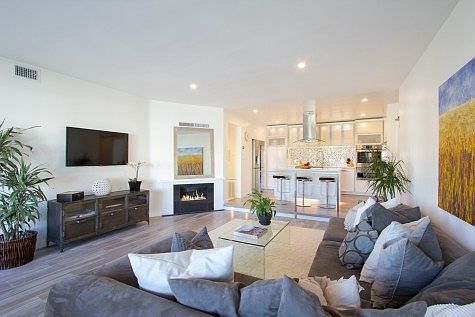 1st image of 11820 Mayfield Ave APT 321