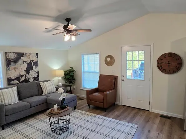 1768 Hall Rd, Thomasville, GA 31757