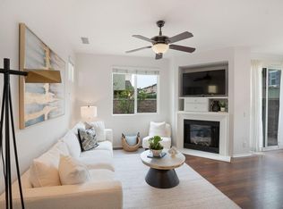 325 Flyers Ln, Tustin, CA 92782