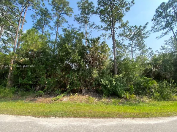 4877 22nd Ave SE, Naples, FL 34117