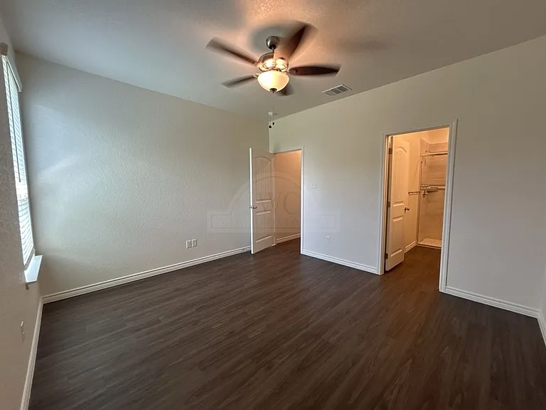 5110 Rose Garden Loop — Photo 23