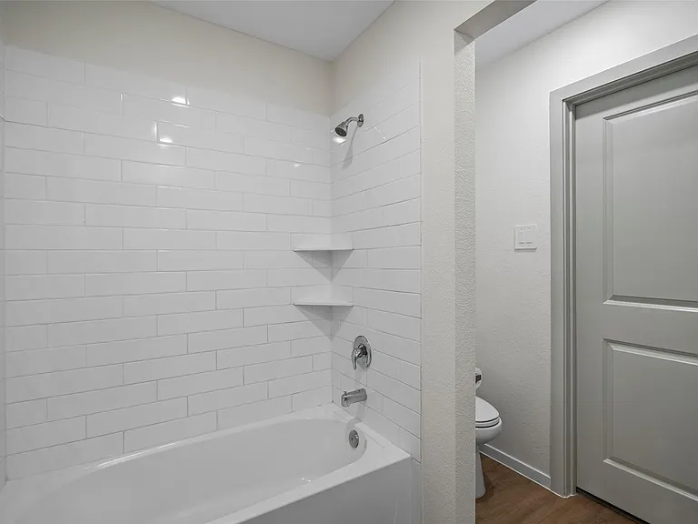 17722 Grove Hill Dr — Photo 12