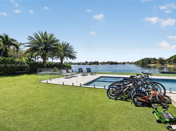 (undisclosed Address), Miami, FL 33179