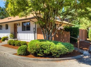 11495 SW Crown Dr UNIT 2, King City, OR 97224