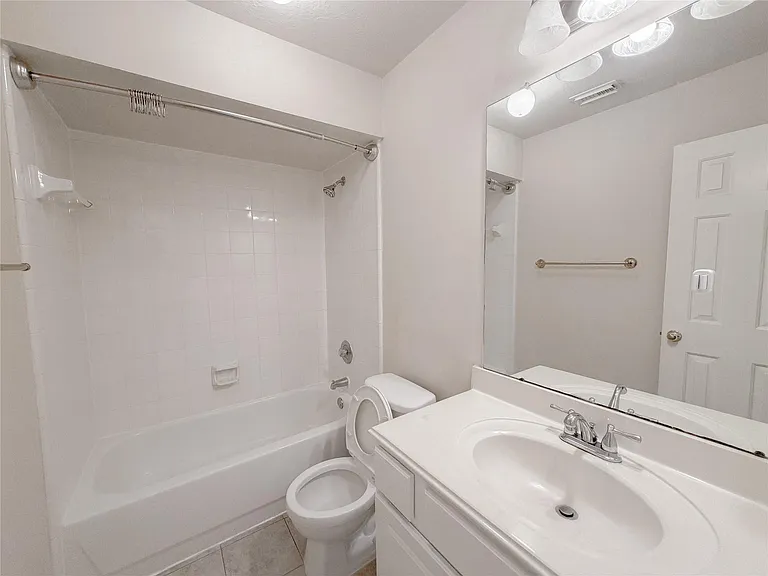 2131 Scenic Hollow Ct — Photo 22