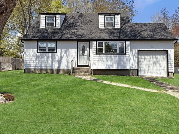 13 Winston Ln
