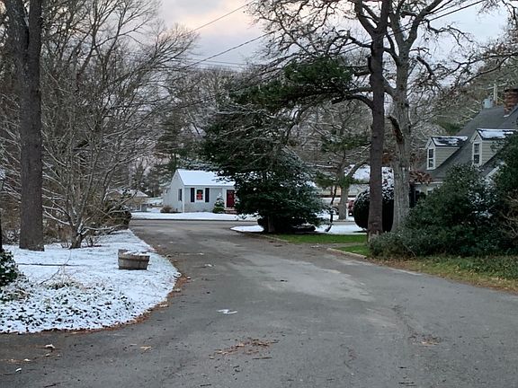 4th image of 17 Highland Ave