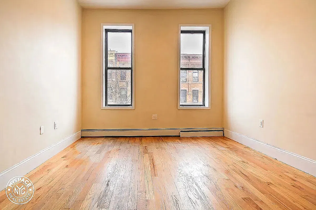365 Palmetto Street — Photo 2