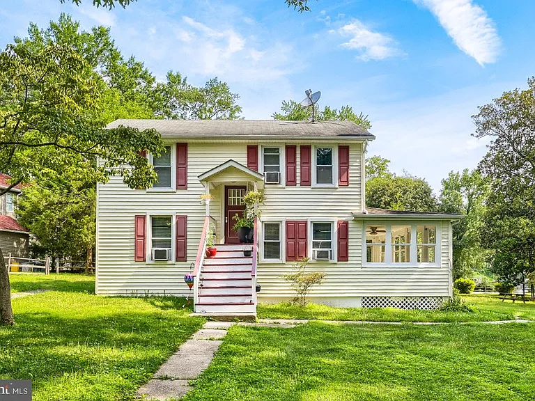 612 Amoss Rd — Photo 17