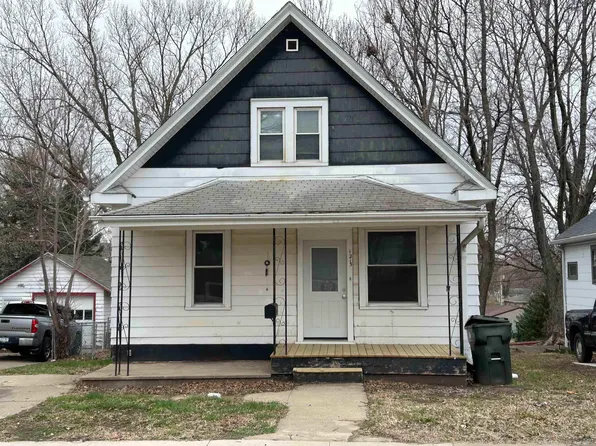 1213 S Helen St, Sioux City, IA 51106