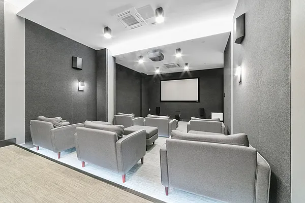 Rented by MNS | media 7