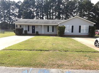 170 A & B Eulon Loop, Raeford, NC 28376