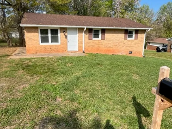 117 Philbeck St, Spindale, NC 28160