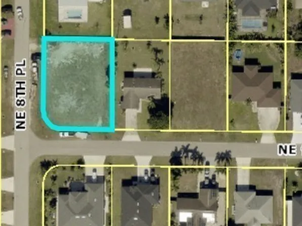 817 NE 9th Ter, Cape Coral, FL 33909