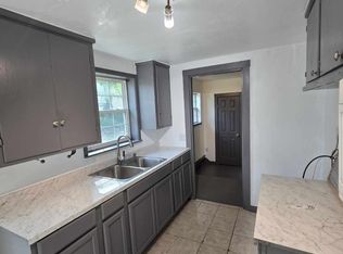 1517 Mallard Dr, Del City, OK 73115