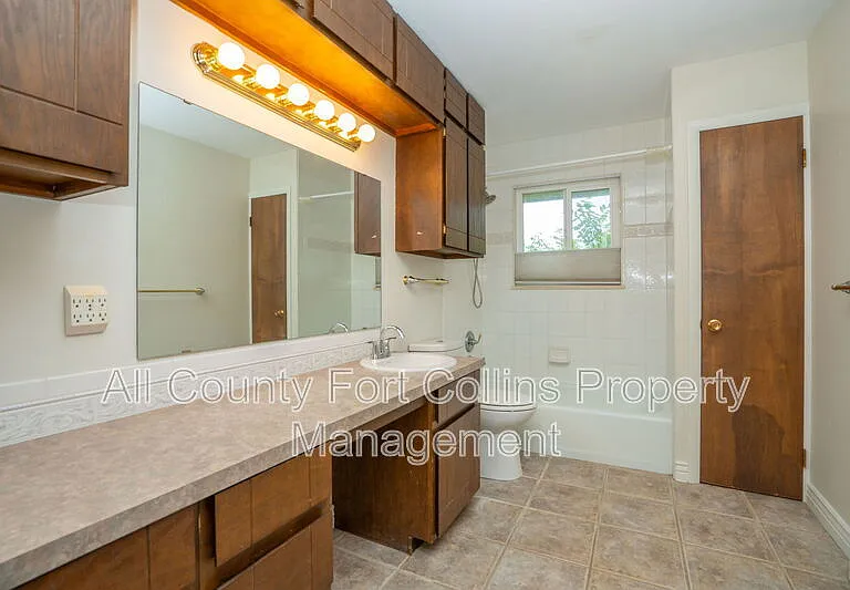 508 Louise Ln — Photo 21