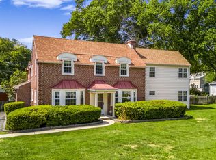 415 Golfview Rd, Wallingford, PA 19086