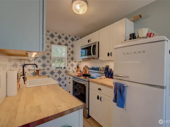 24609 Pacific Way #1, Ocean Park, WA 98640
