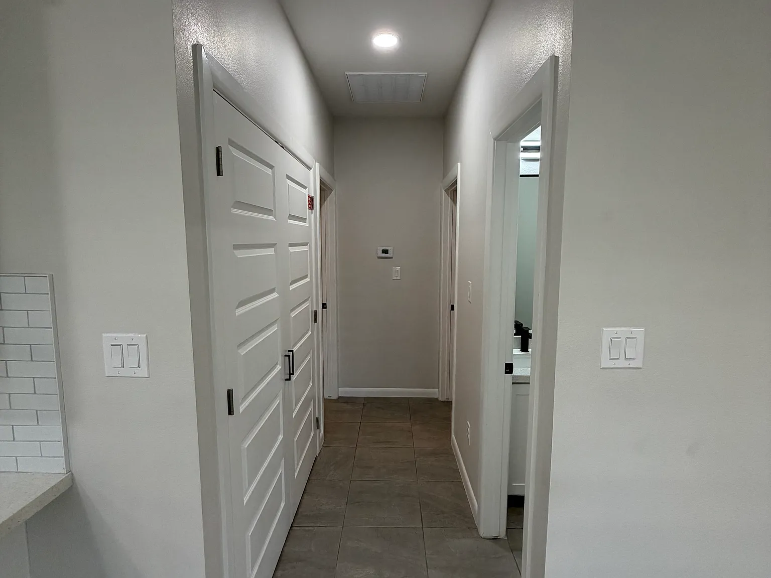 3524 S Dominique Dr — Photo 4