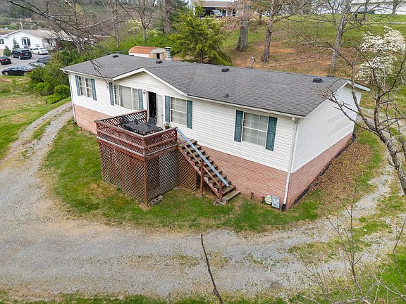 3rd image of 2465 Audrey Ln