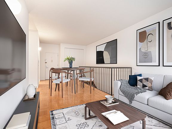 4th image of 321 W 54th St APT 113