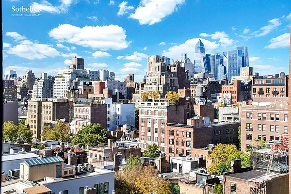 Sold by Sotheby's International Realty | media 4