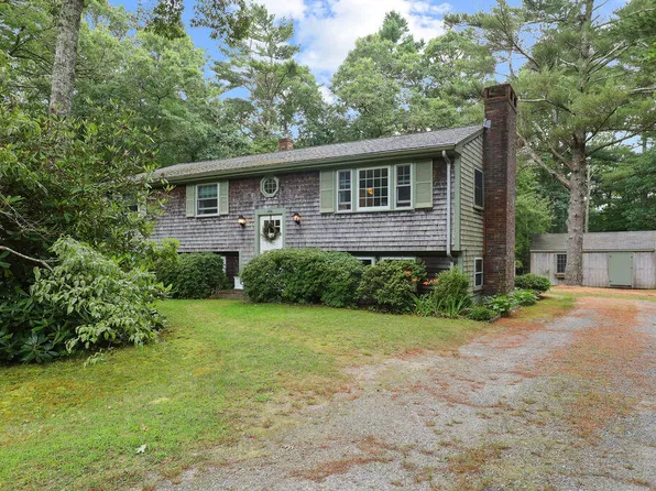 566 County Road, Pocasset, MA 02559
