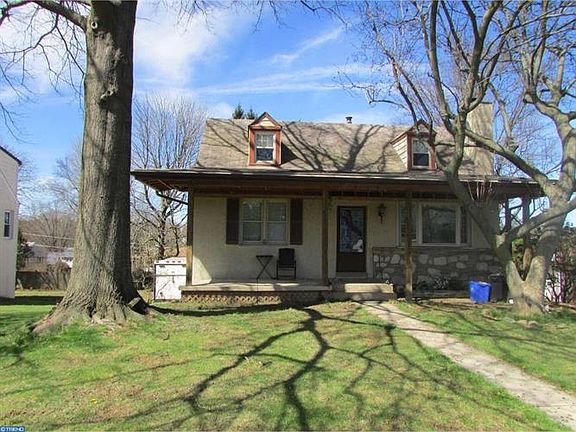 3rd image of 517 Smithfield Ave