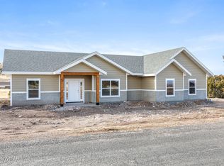 672 S Marian Dr, Eagar, AZ 85925