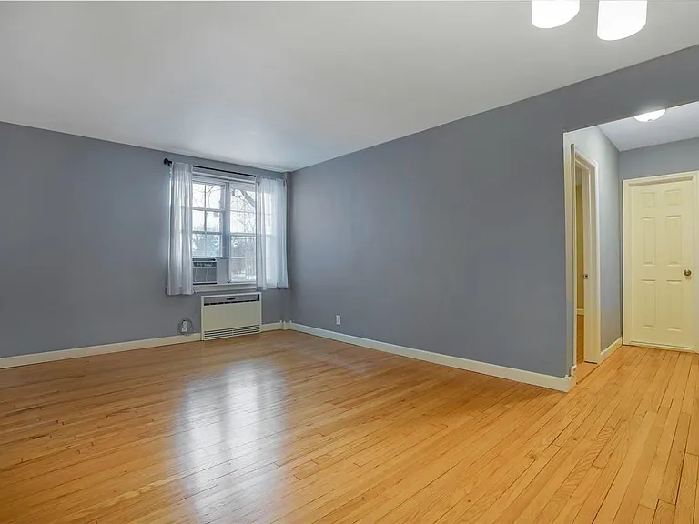 8550 Boulevard East #1G — Photo 11