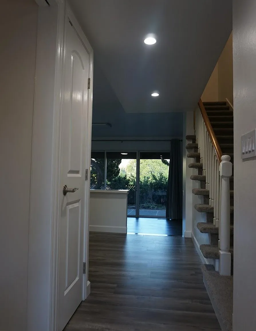 2 bed, 1.5 bath, 1400 sqft, $3,700 — Photo 1