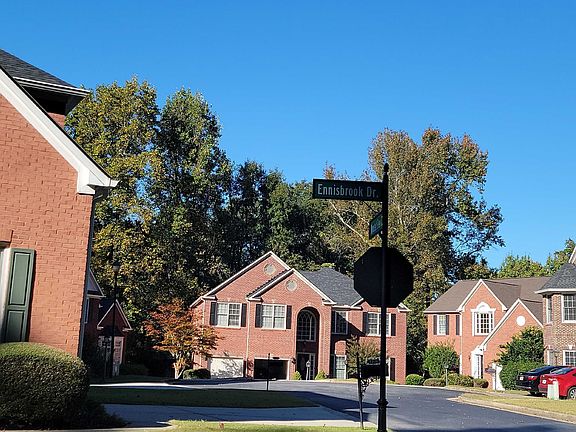 4th image of 122 Ennisbrook Dr SE