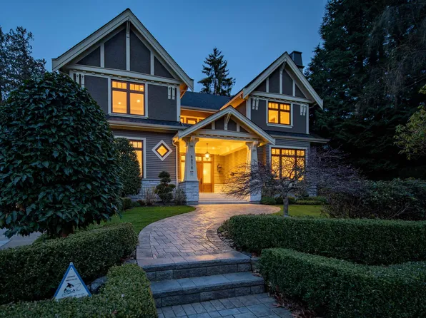 6076 Angus Dr, Vancouver, BC V6M 3P1