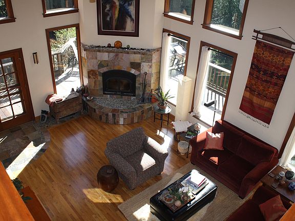 3rd image of 1617 Baywood Ln
