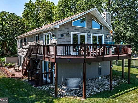 5th image of 277 Emerald Cove Rd