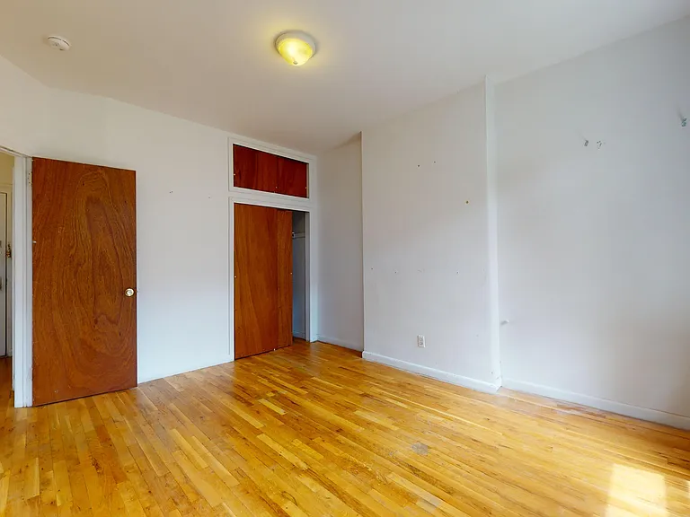 309 E 90th St #5 — Photo 9