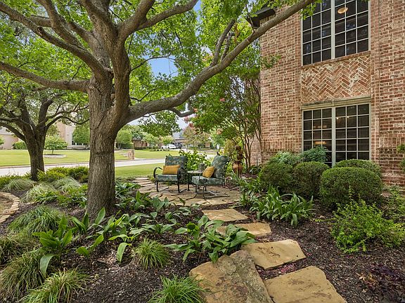 5th image of 114 Panorama Ct