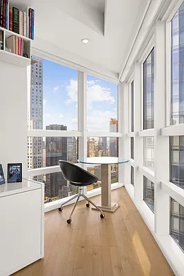Sold by Compass | media 7