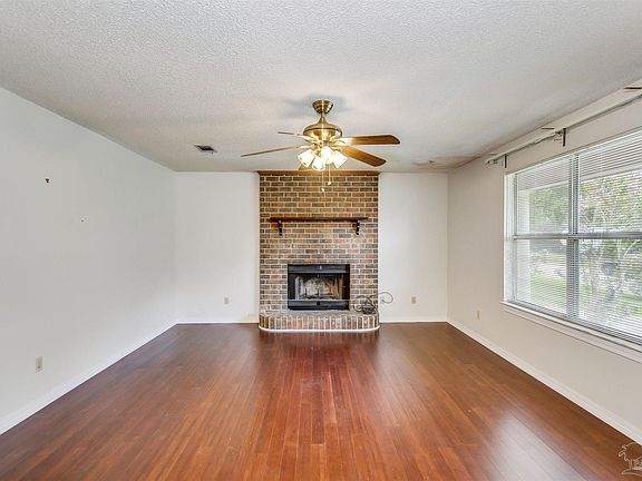5th image of 2267 Sparrow Ln