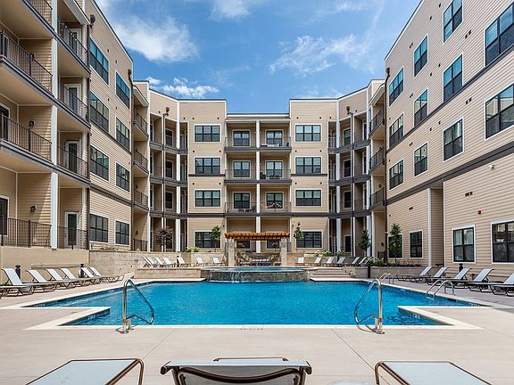 5th image of 8961 Metcalf Ave APT 406