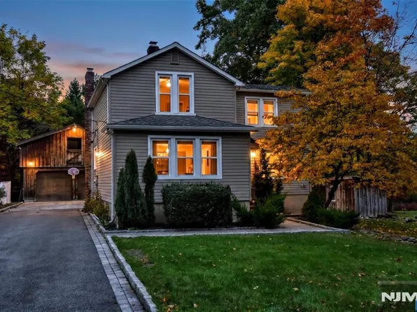 260 Airmount Avenue, Ramsey, NJ 07446