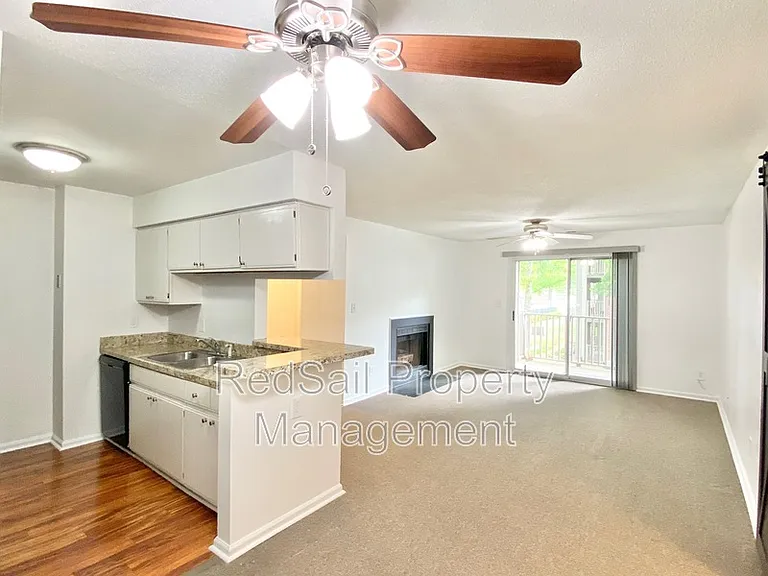 568 Candle Ln #204 — Photo 7