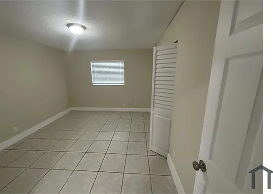 207 NW 32nd Ct #211 — Photo 14