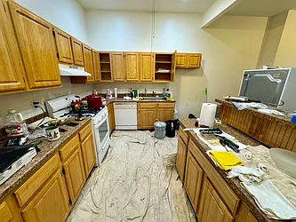 Rented by Amorelli Realty