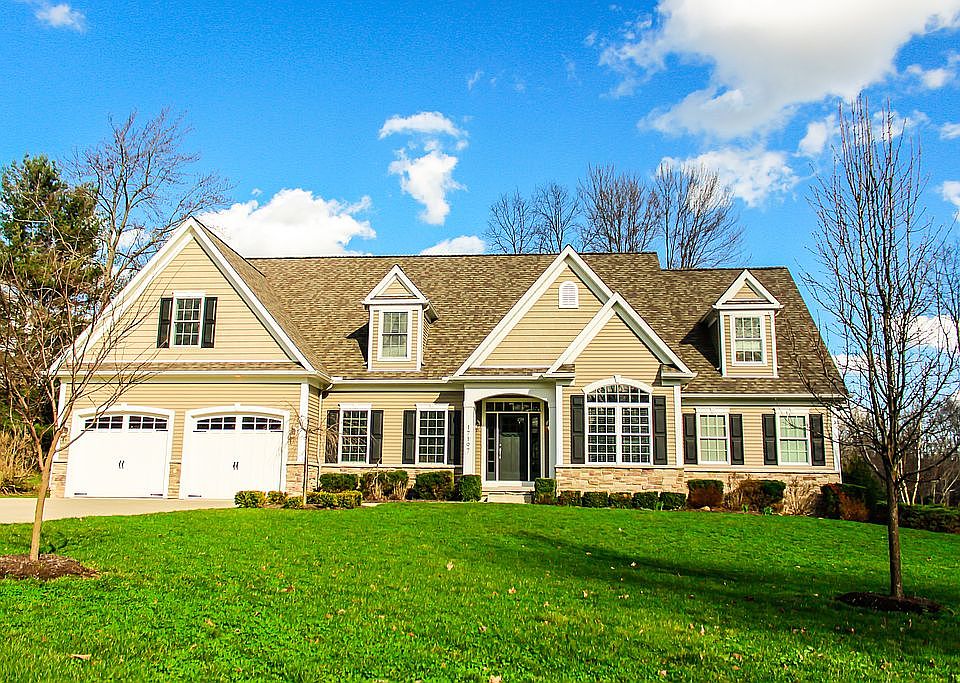 2nd image of 17197 E View Dr