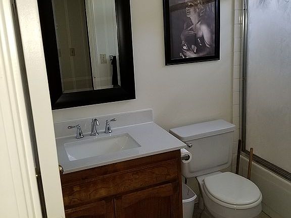 Vanity refinished New Countertop